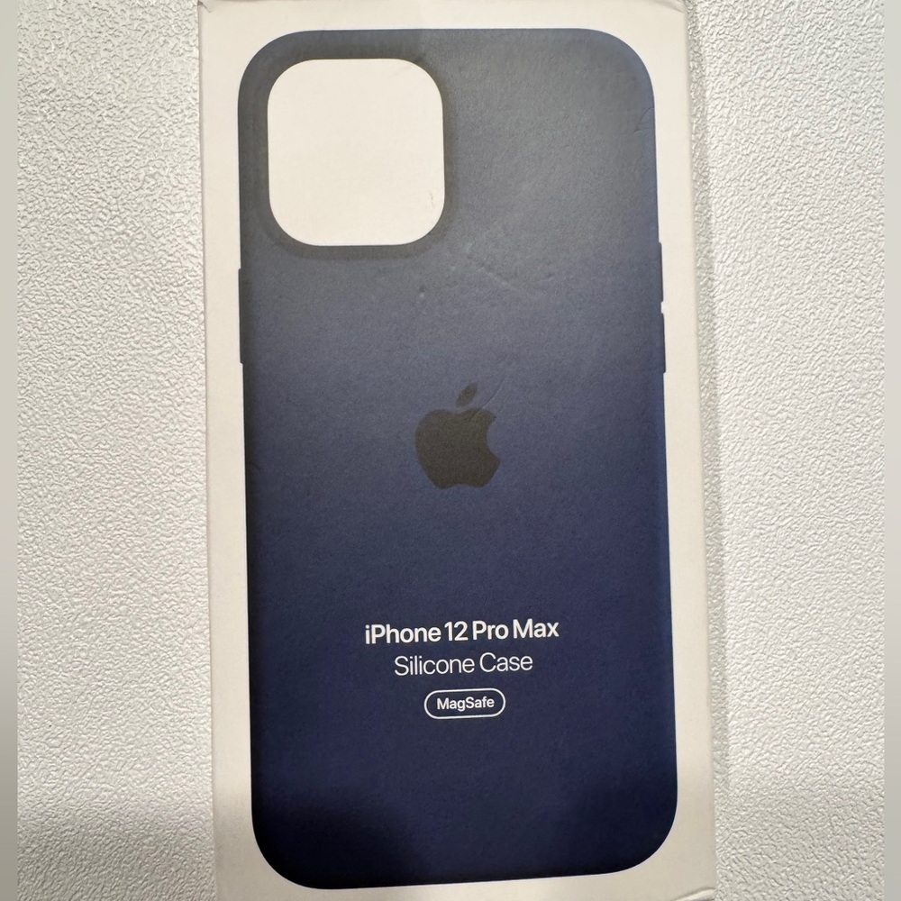 Apple iPhone 12 Pro Max Silicone Case